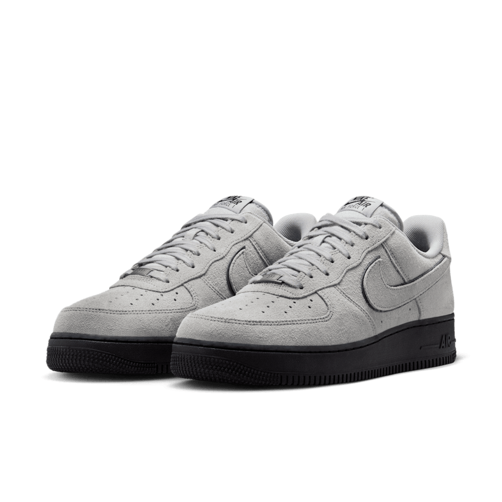 Nike Air Force 1 '07 LV8