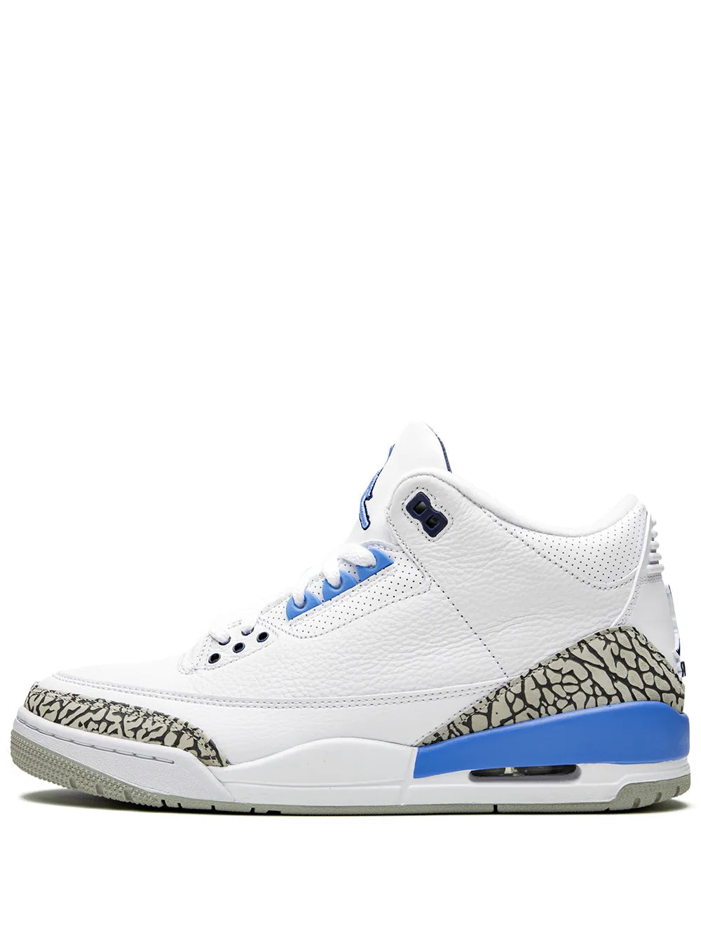 Air Jordan 3 Retro UNC
